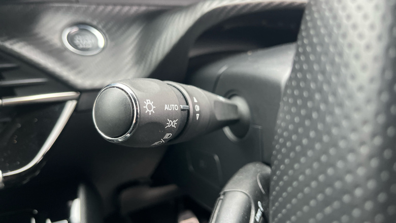 Peugeot 208 1.2 PureTech 100 GT 5dr Petrol Hatchback